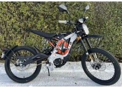 Sur-Ron Light Bee L1eX stříbrný 38Ah, homologovaný elektromotocykl